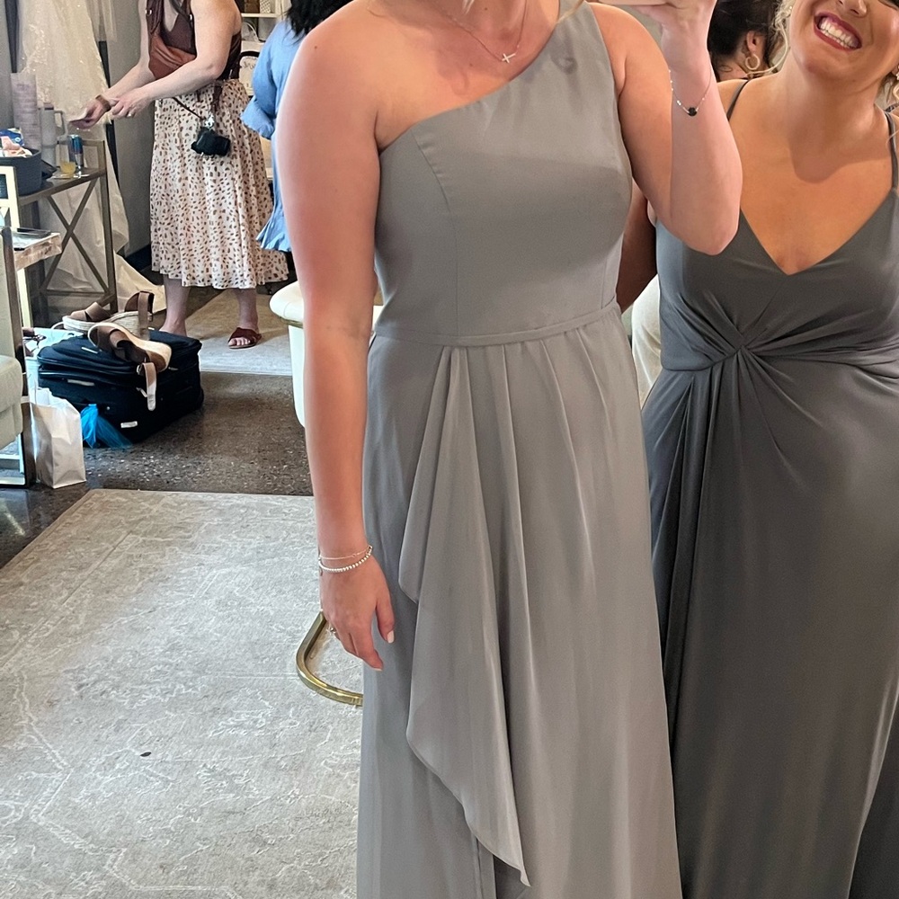 Elegant Gray One-Shoulder Dress